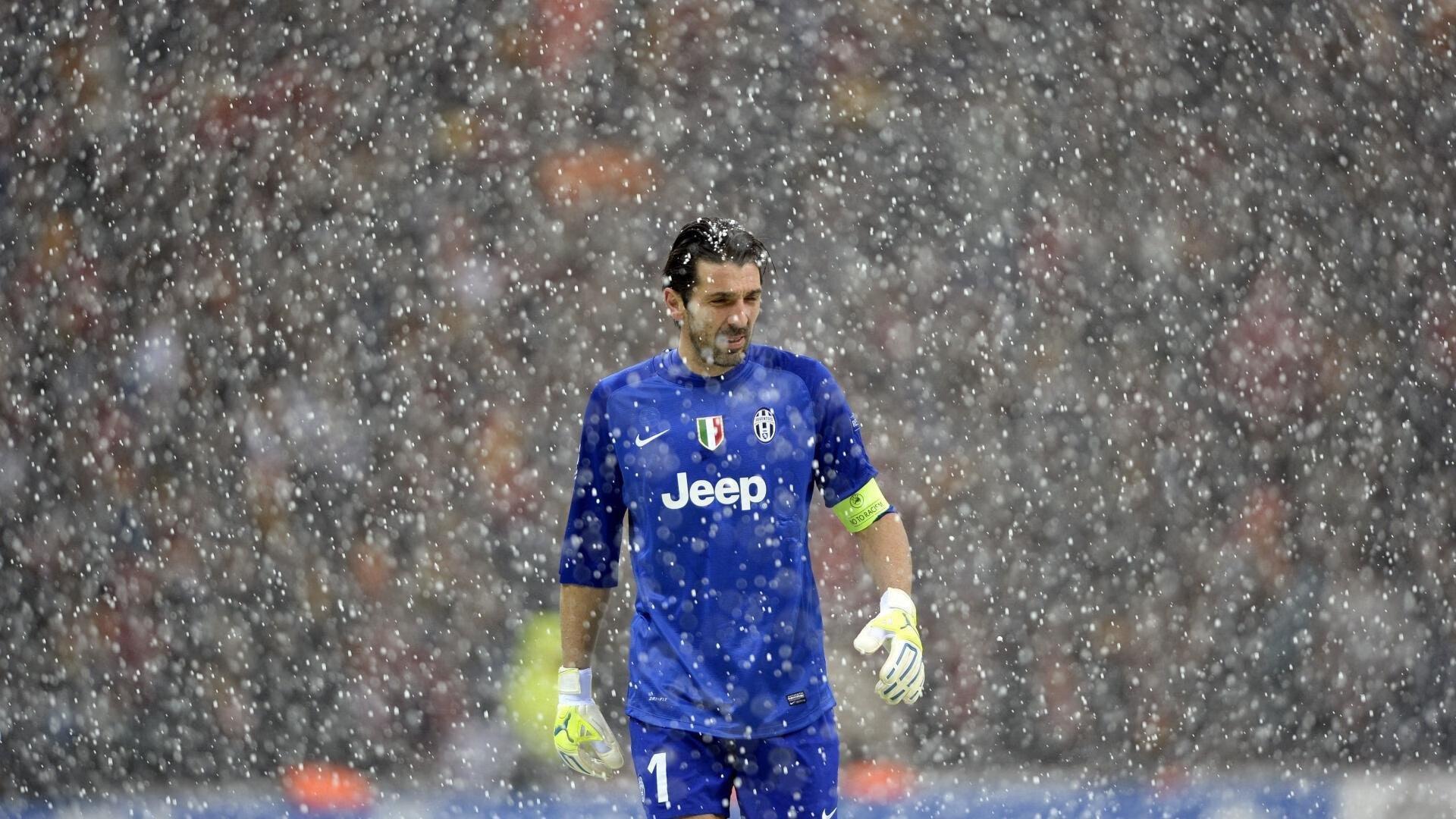 杜兰特惊叹活塞战绩，我刚看到32胜11负，我的天！我之前都没意识到