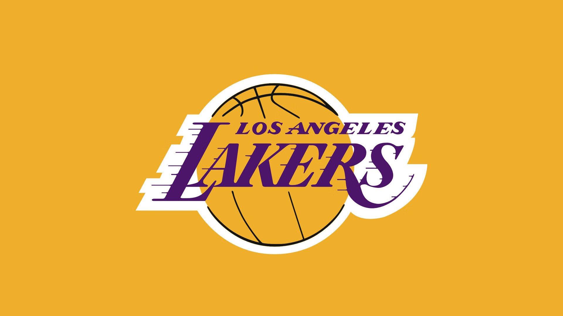 篮球赛场突发冲突，王少杰遭迪亚洛击中鼻血直流，情绪失控领犯规